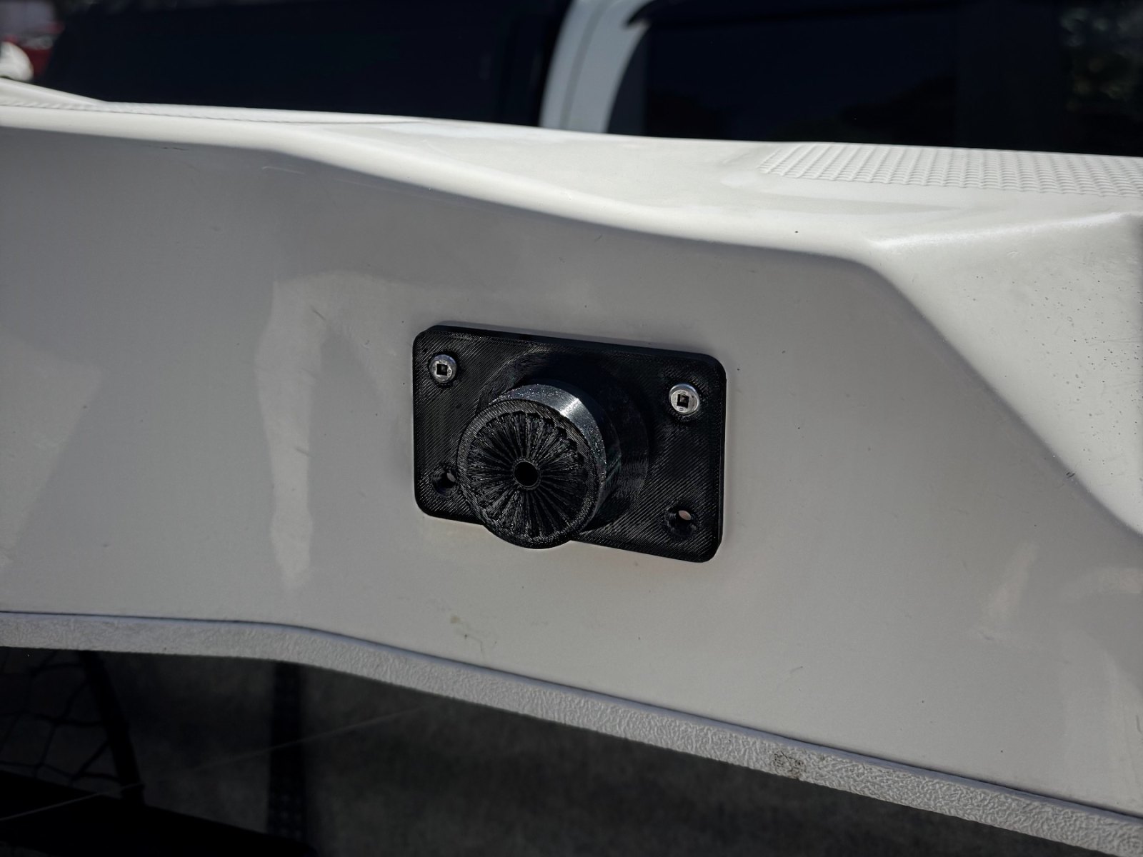 The screw-on base fitted to the boat